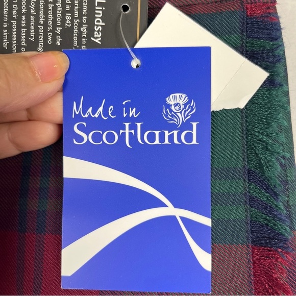 JAMES PRINGLE WEAVERS NWT Girls Clan Lindsay Tartan Red Green Kilt Skirt 3/4 - Picture 5 of 9